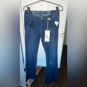 Vanilla Star The Foxy Flare Fit Juniors Jeans low rise